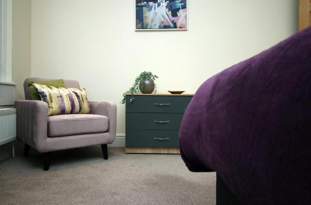 Apartment Beautiful 2 Bedroom In *