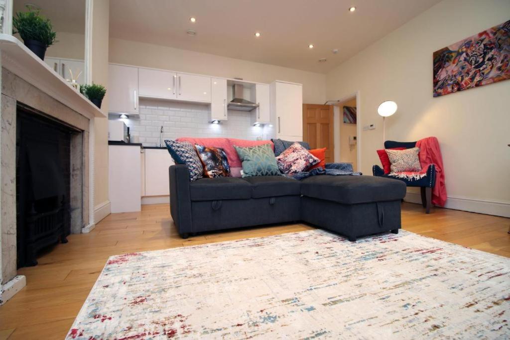 Apartment Beautiful 2 Bedroom In