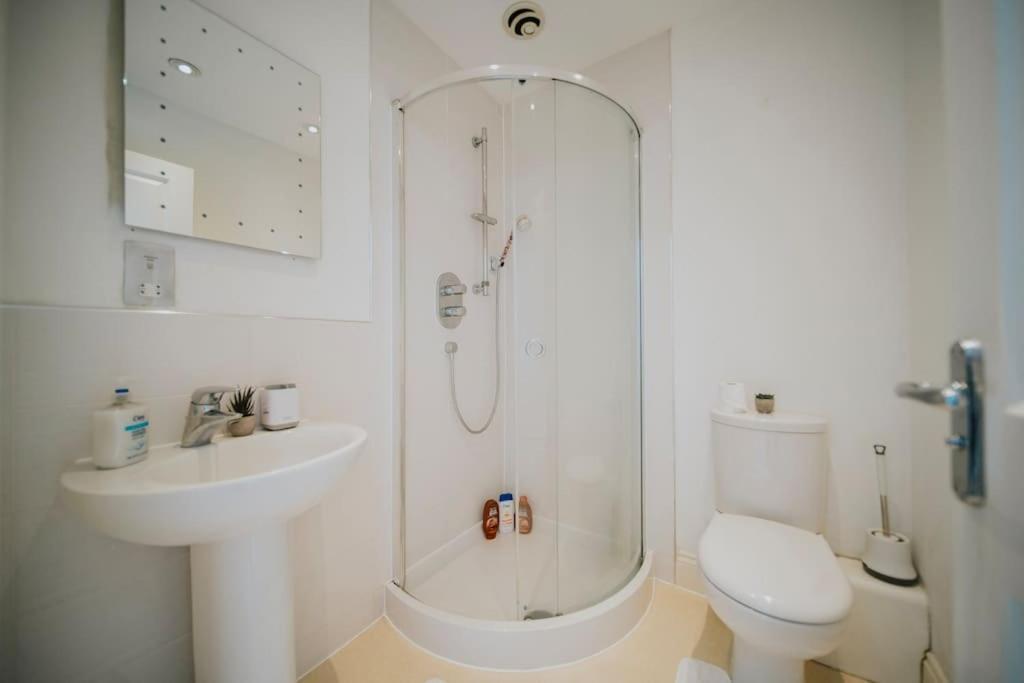 Linen Cottage- Parking, Leds, 4k Tvs, 5g Wifi And More! * Bath