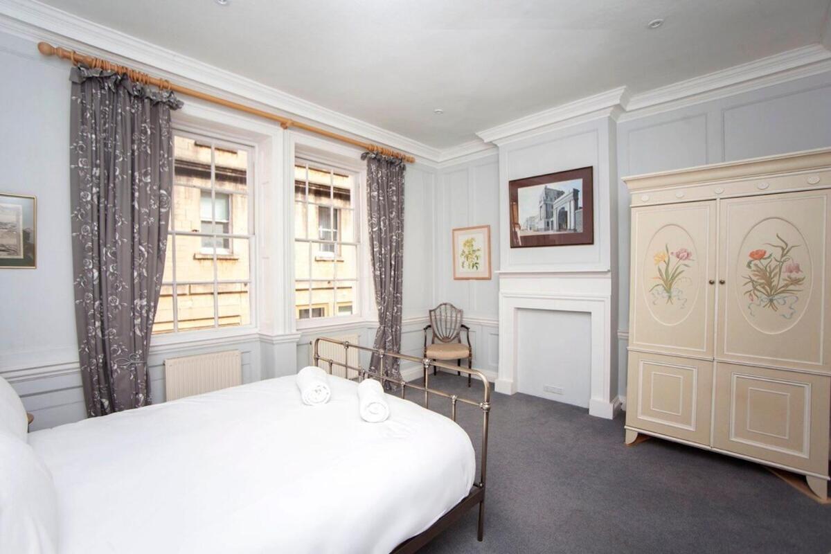 The Georgian Townhouse @ Pierrepont Place
