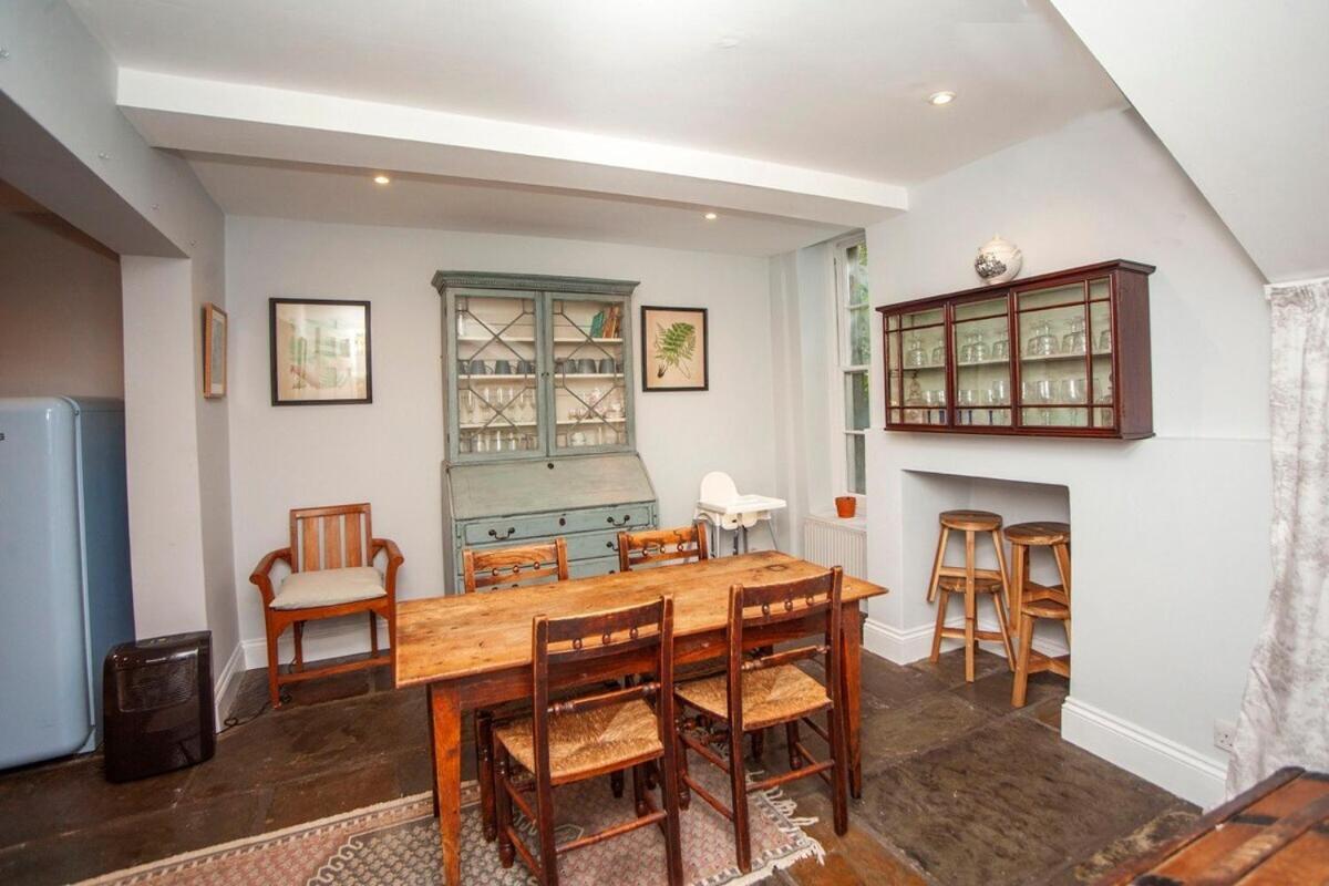 The Georgian Townhouse @ Pierrepont Place