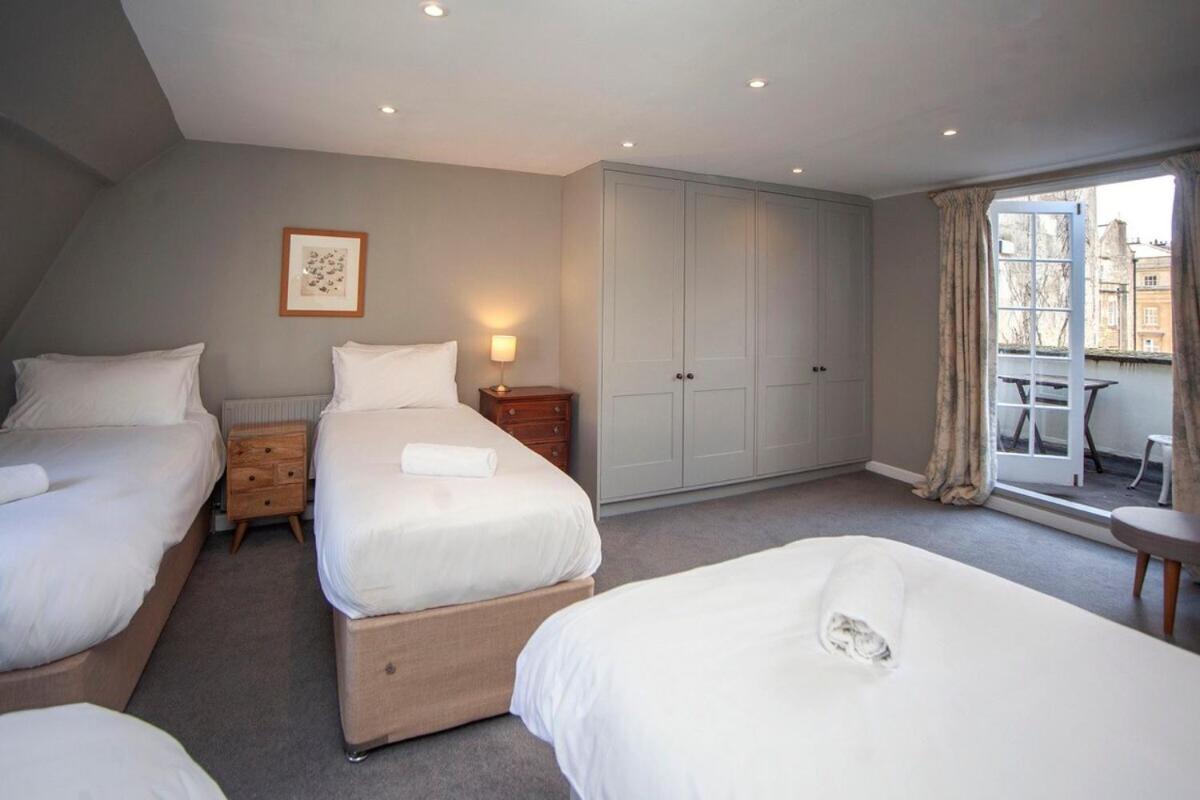 The Georgian Townhouse @ Pierrepont Place * Bath