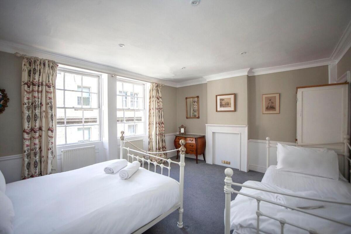 Apartment The Georgian Townhouse @ Pierrepont Place *