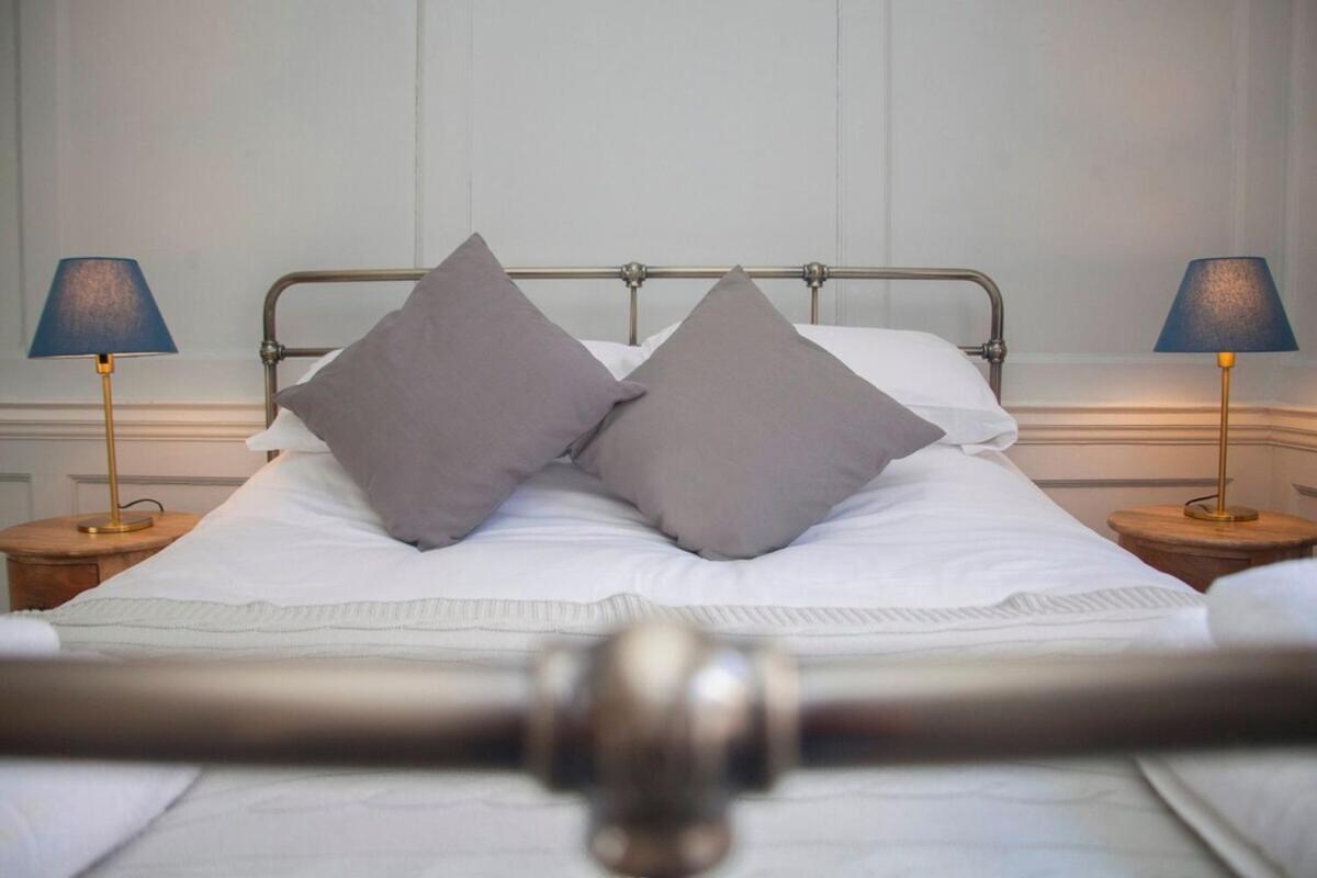 The Georgian Townhouse @ Pierrepont Place