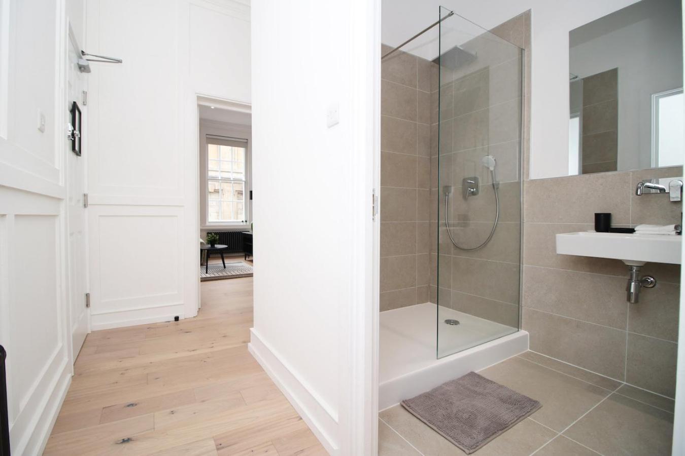 Views At Kingsmead Flat Apartment