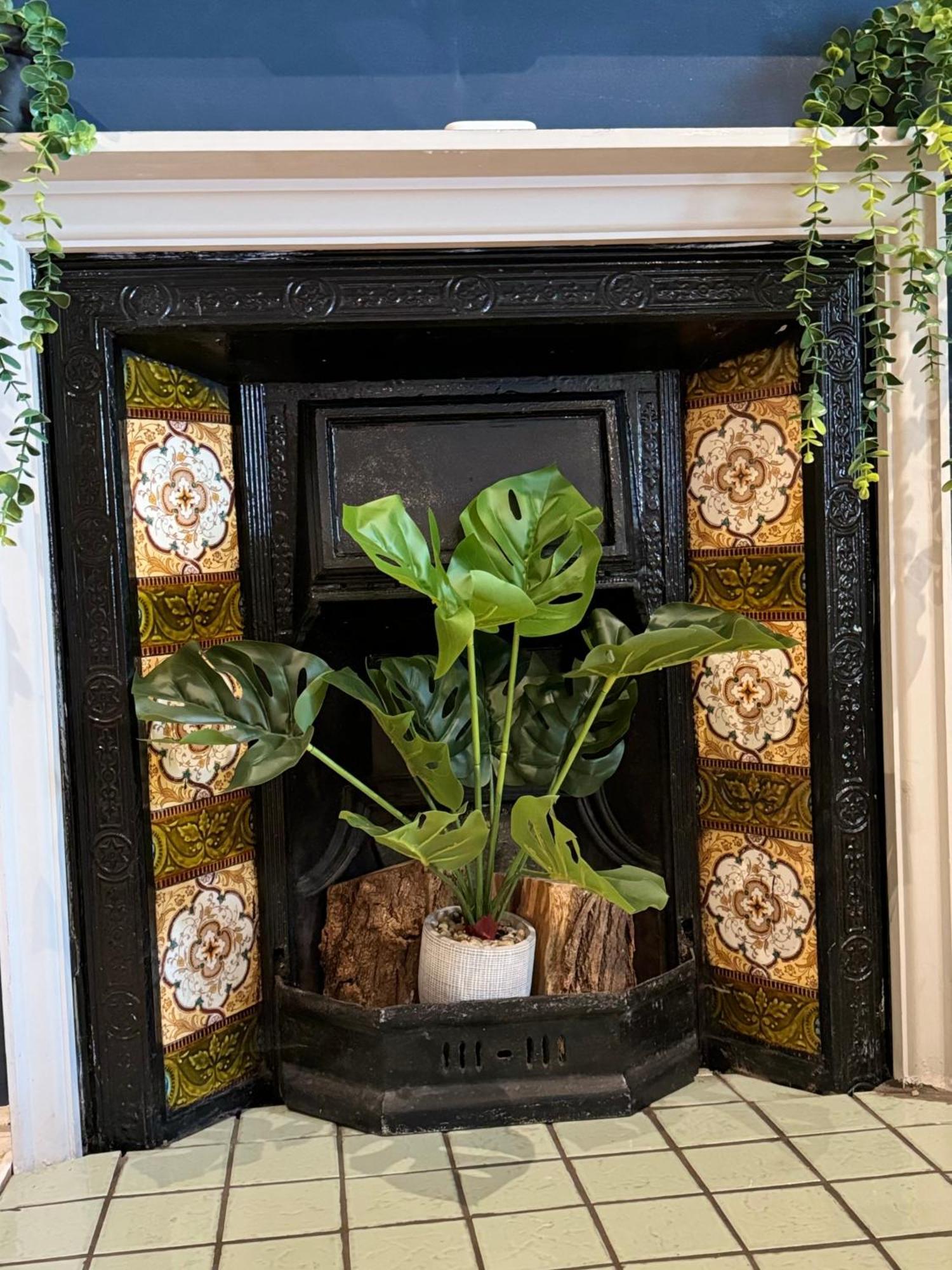 Holiday home Beautiful Townhouse Next To Royal Victoria Park And Botanical Gardens Within Easy Walking Distance To Centre *