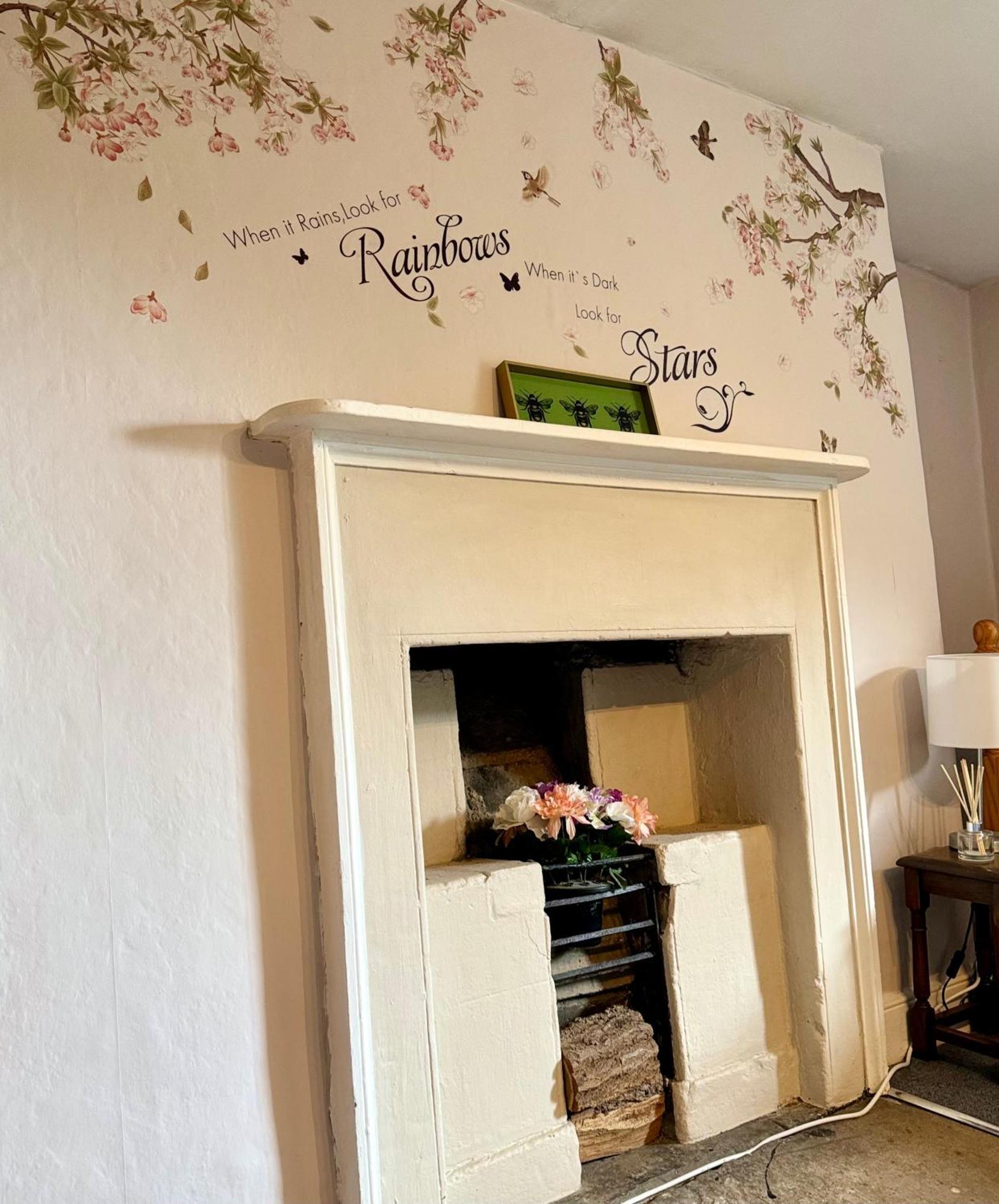 Holiday home Beautiful Townhouse Next To Royal Victoria Park And Botanical Gardens Within Easy Walking Distance To Centre