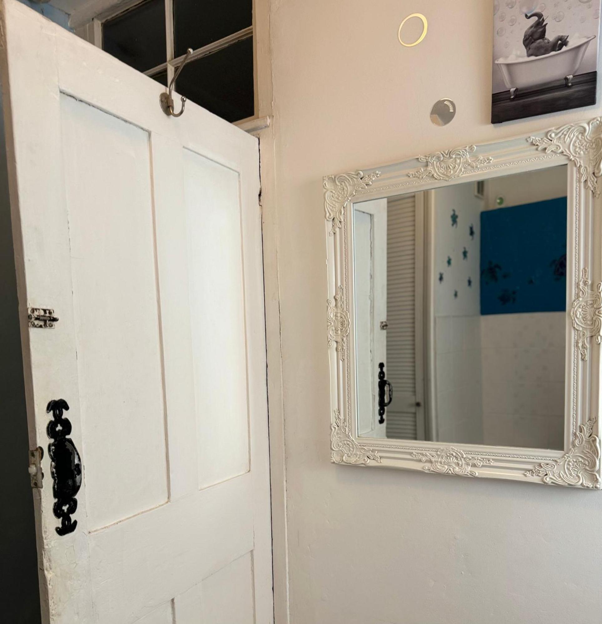 Holiday home Beautiful Townhouse Next To Royal Victoria Park And Botanical Gardens Within Easy Walking Distance To Centre Bath