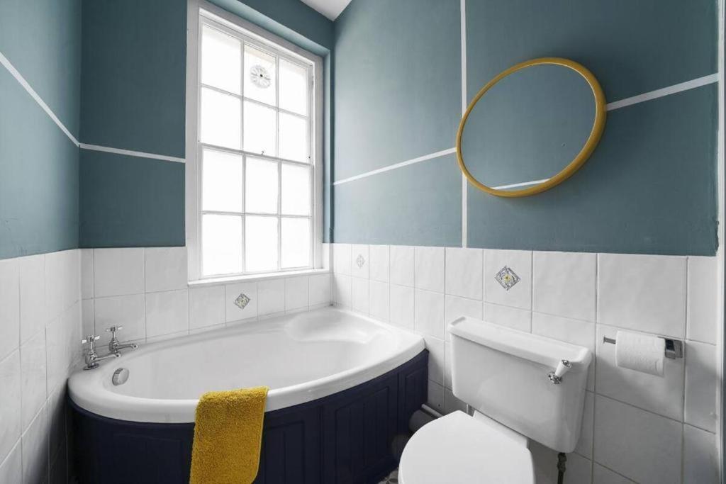 The Exquisite Gem Of Central Bath - Sleeps 8 * Bath