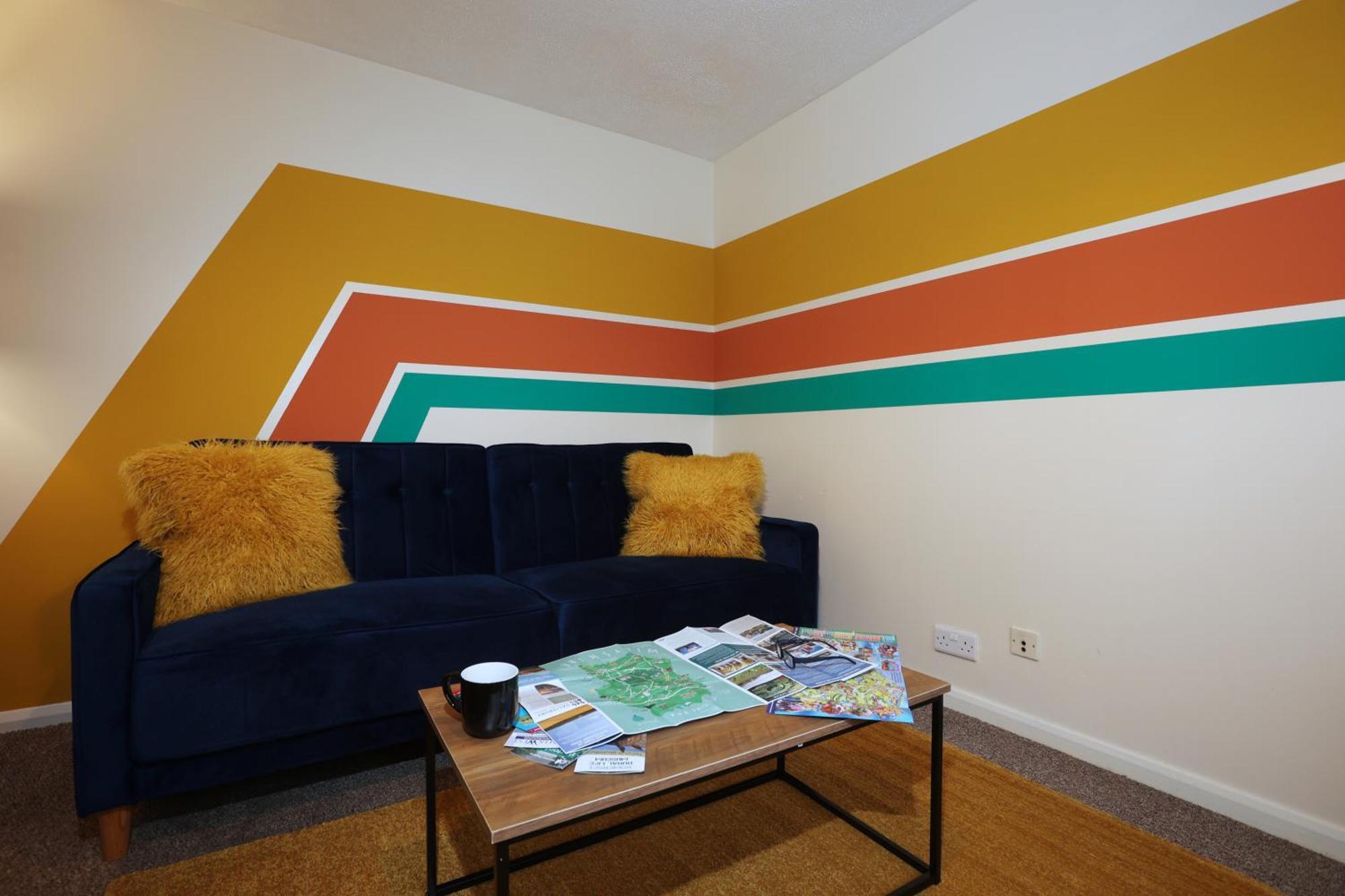 Blagdon Park By N And N Stays Ltd, Stylish Bath Home, Transport Links 10 Mins To City Centre, Free Parking, Perfect For Familes And Contractors Apartment *