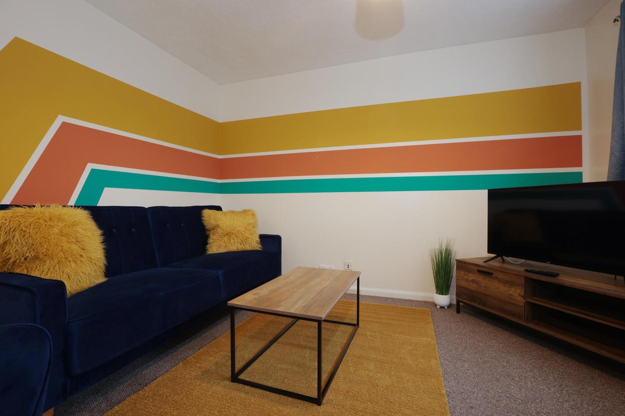Blagdon Park By N And N Stays Ltd, Stylish Bath Home, Transport Links 10 Mins To City Centre, Free Parking, Perfect For Familes And Contractors Apartment Bath