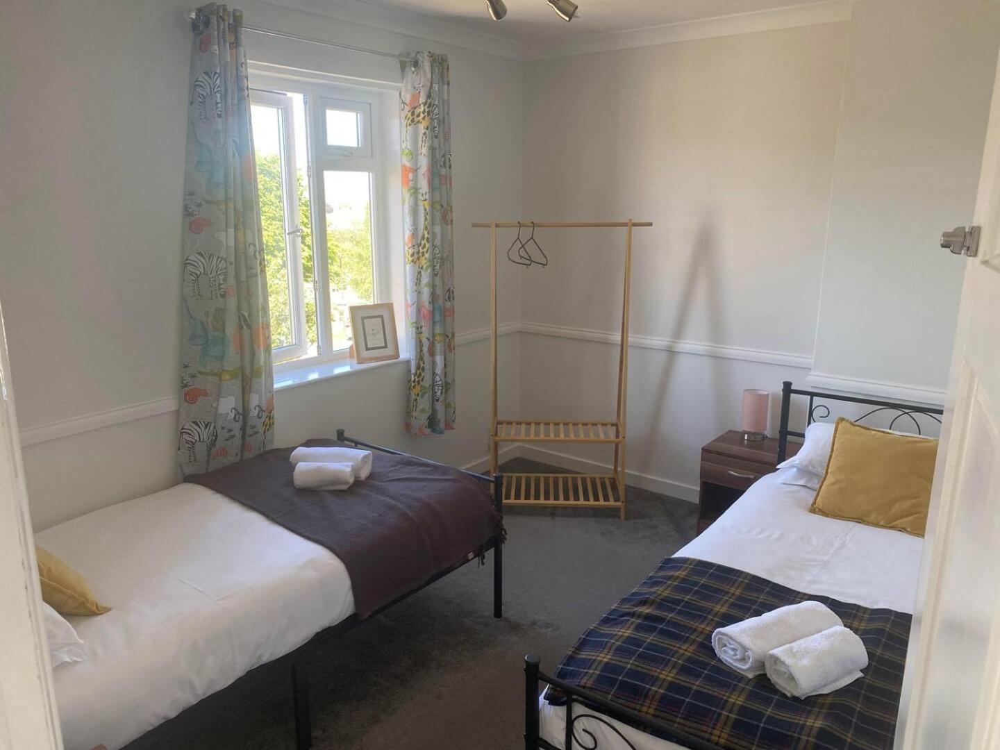 Pass The Keys Bright 3 Bed House In Bath