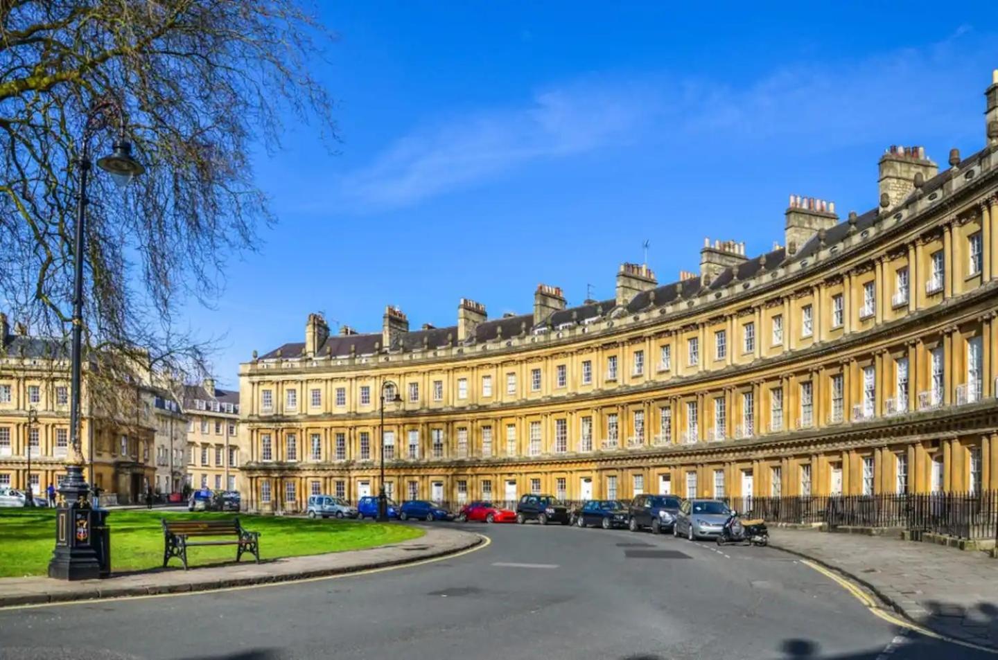 Pass The Keys Bright Modern One Bed - Centre * Bath