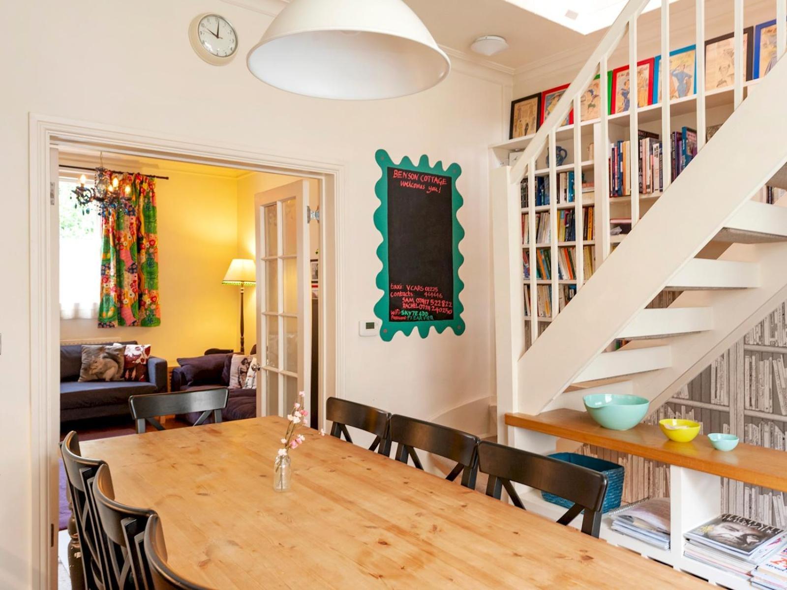 Pass The Keys Luxury Centre House Holiday home *