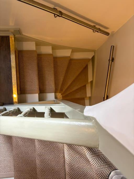 Apartment Luxury Georgian Townhouse *