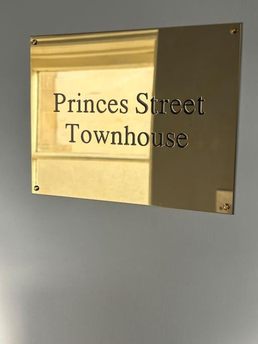 Luxury Georgian Townhouse *
