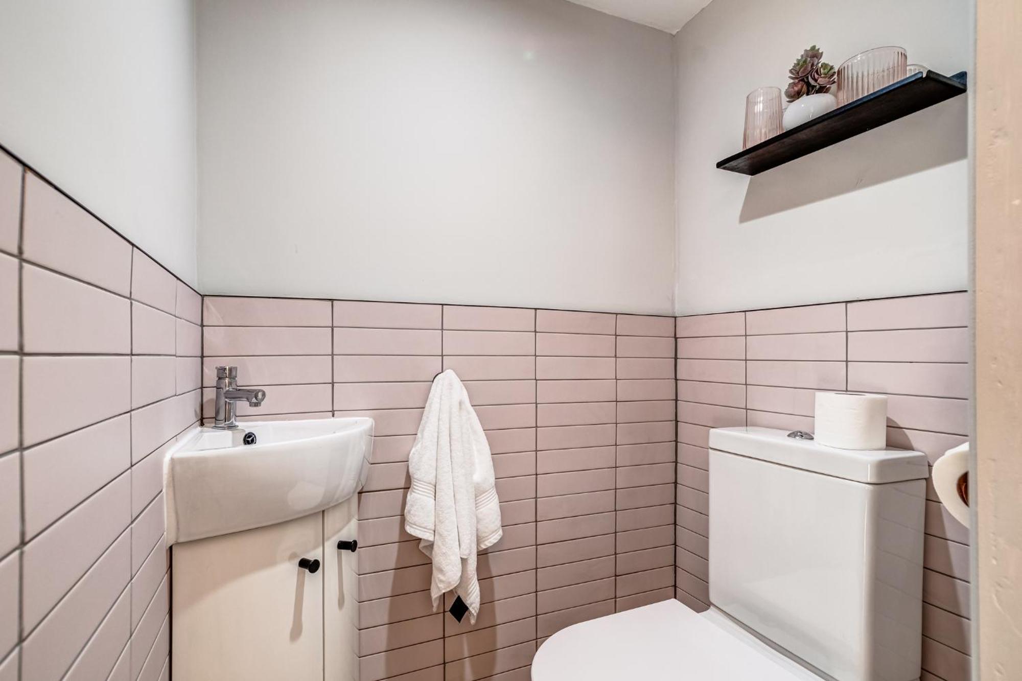 Artizan's Den - Central, Japandi Style *