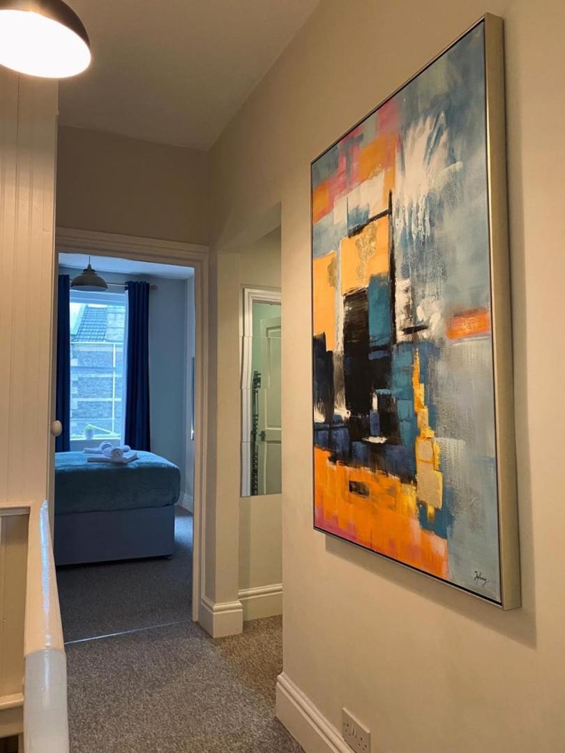 Stylish 2br Getaway Near Bath's Spots! Apartment *