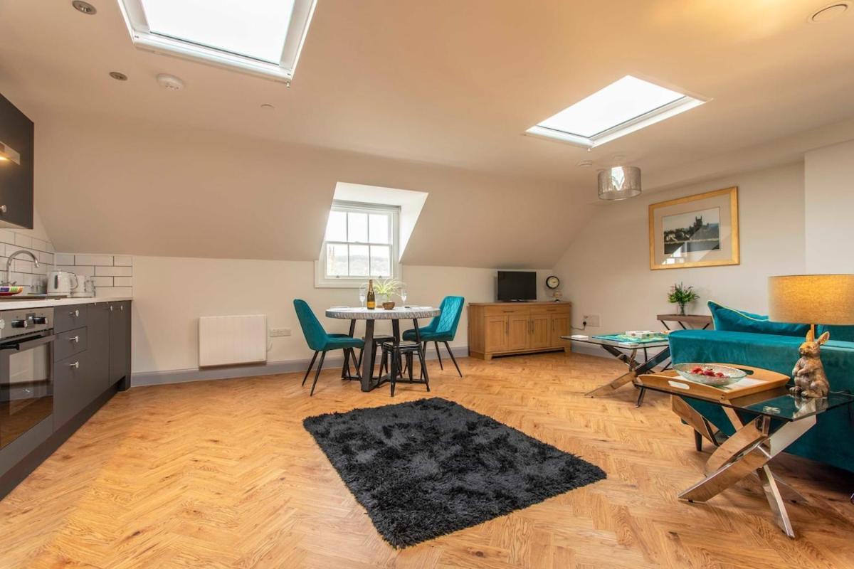 Apartment Abbey Views - Stylish &