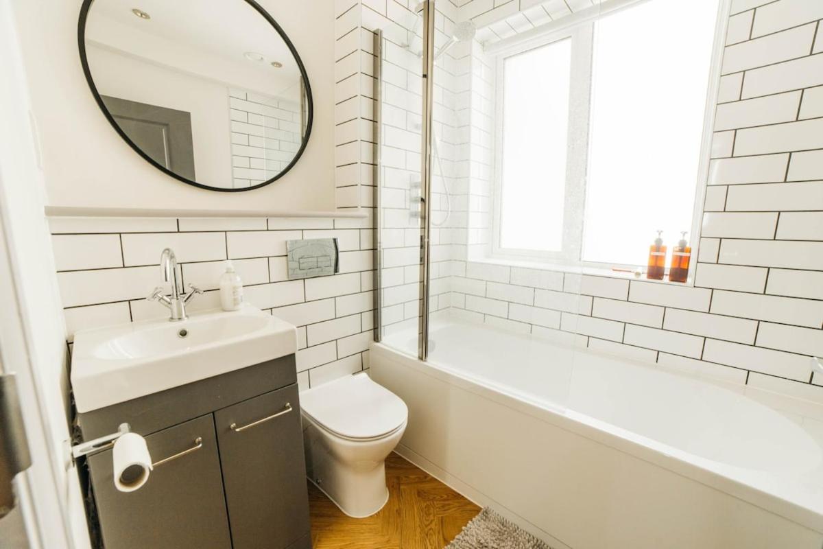 Arlington House - Premium High-spec 2 Bed Gem In Centre *
