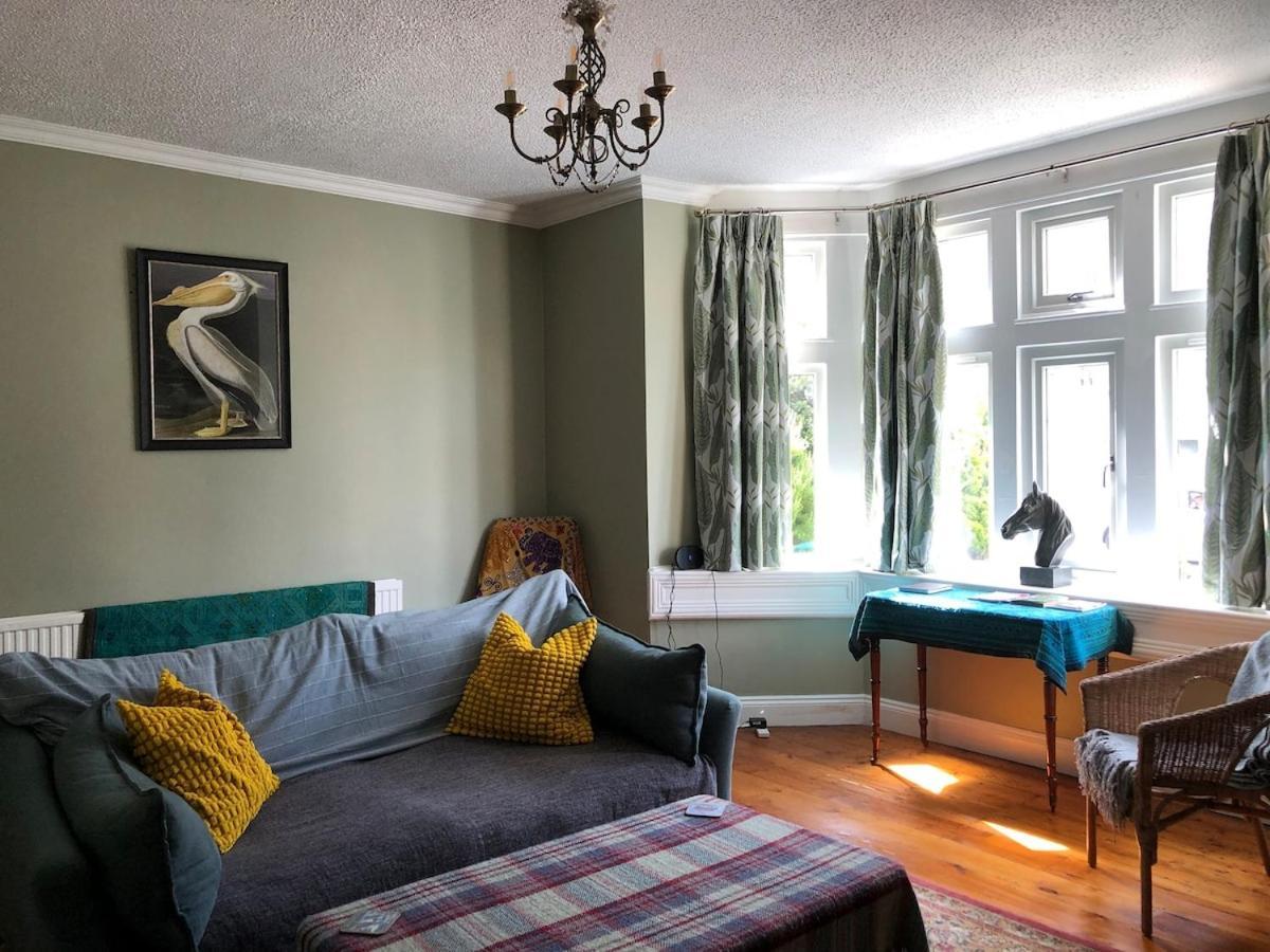 Apartment Perfect Hideaway With Free Parking
