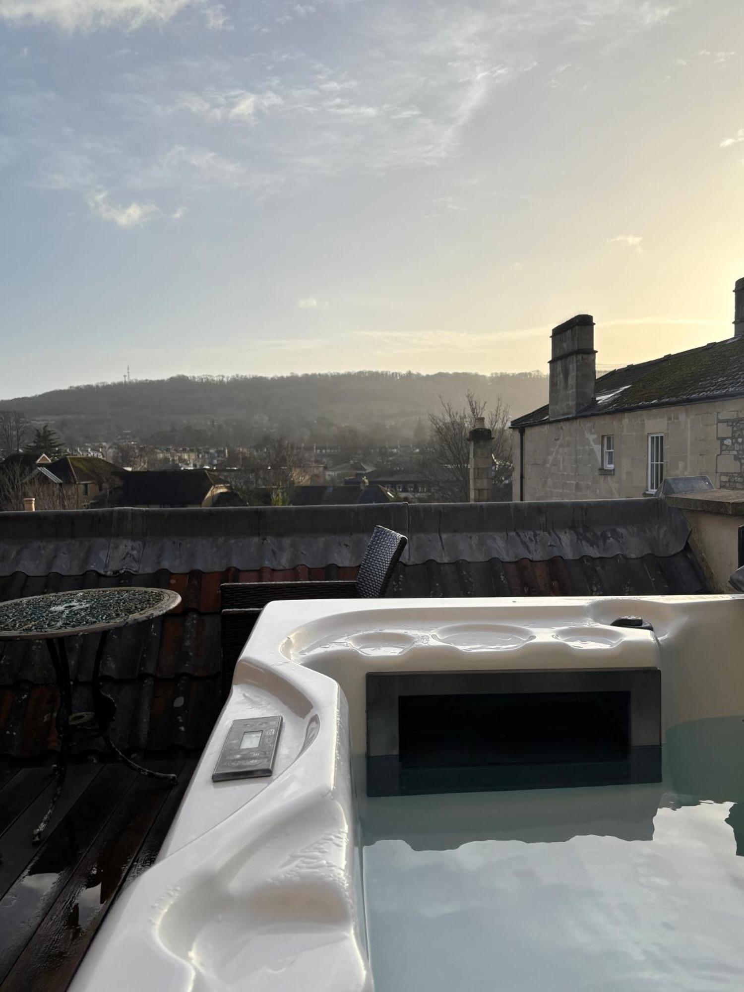 Vintner Townhouse * Bath