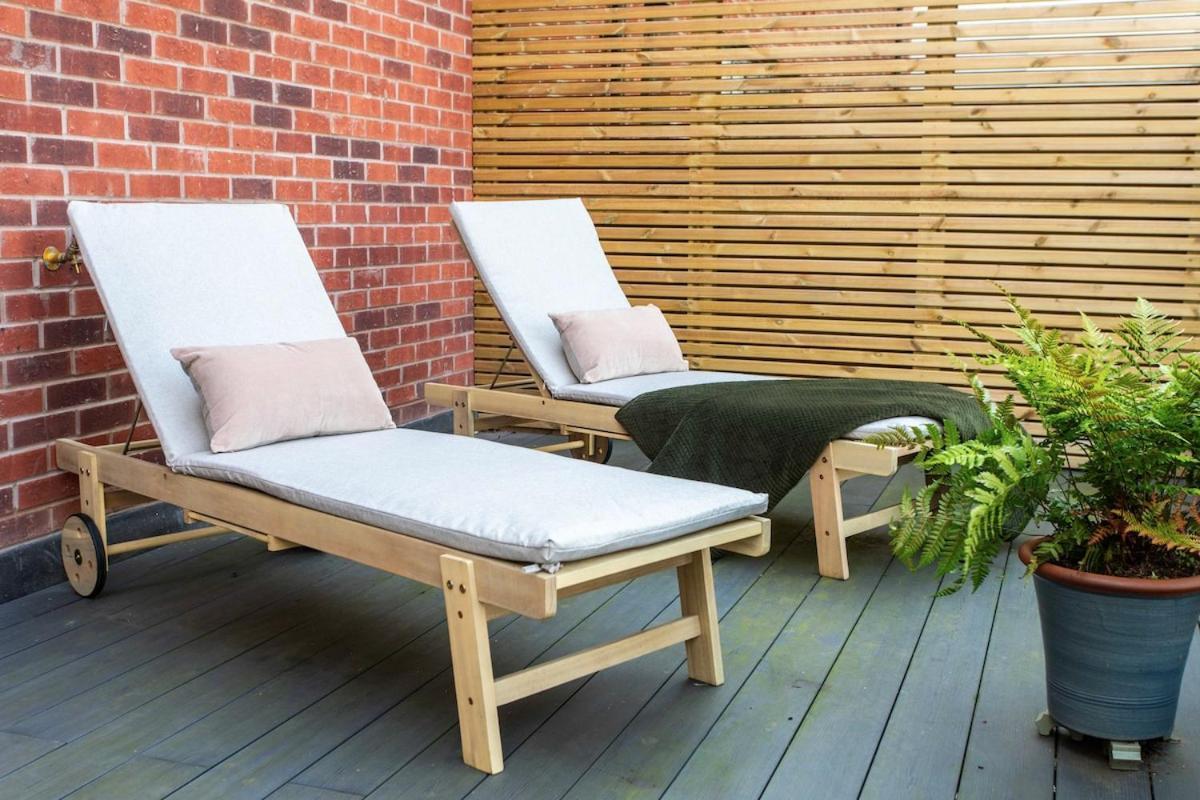 Apartment Bright Open Plan Living - - Free Parking Bath