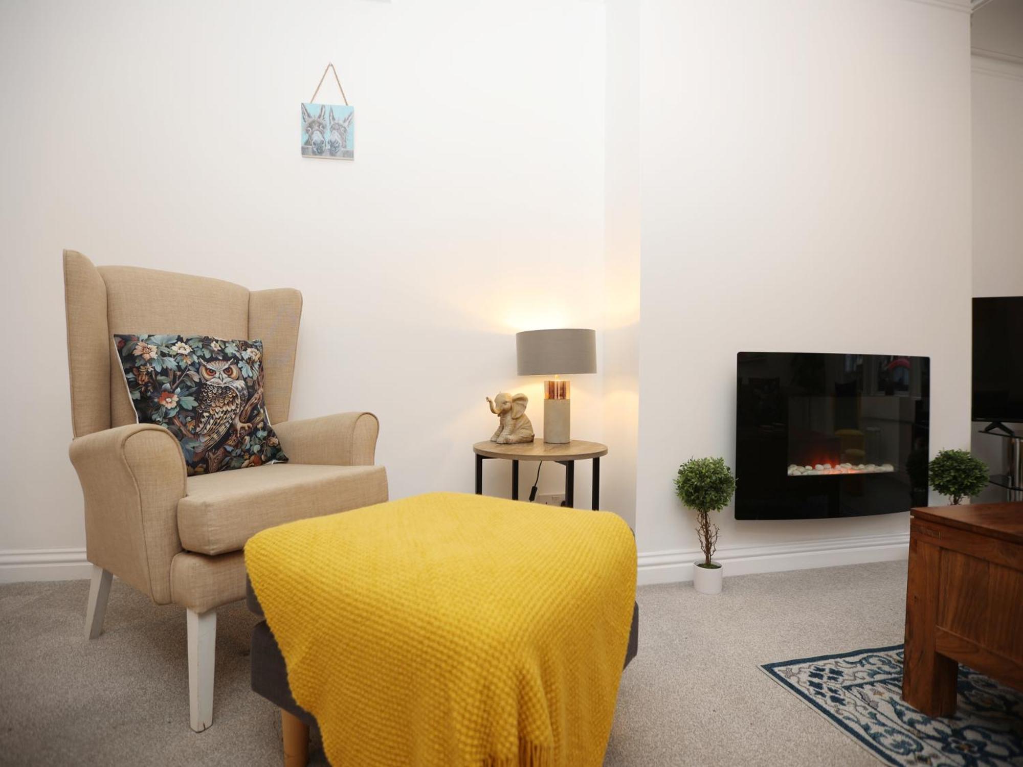Coronation View By N And N Stays, Great Location & Perfect For Workers, Contractors And Families Visiting The Area, Long Disc Available Apartment