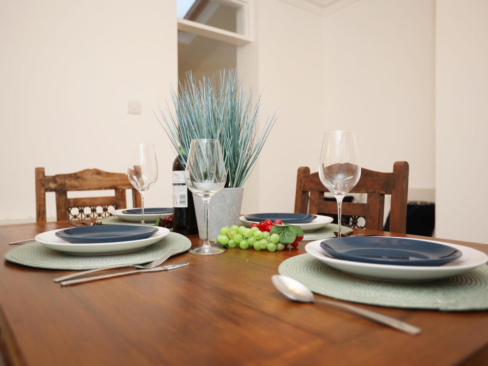 Coronation View By N And N Stays, Great Location & Perfect For Workers, Contractors And Families Visiting The Area, Long Disc Available Apartment
