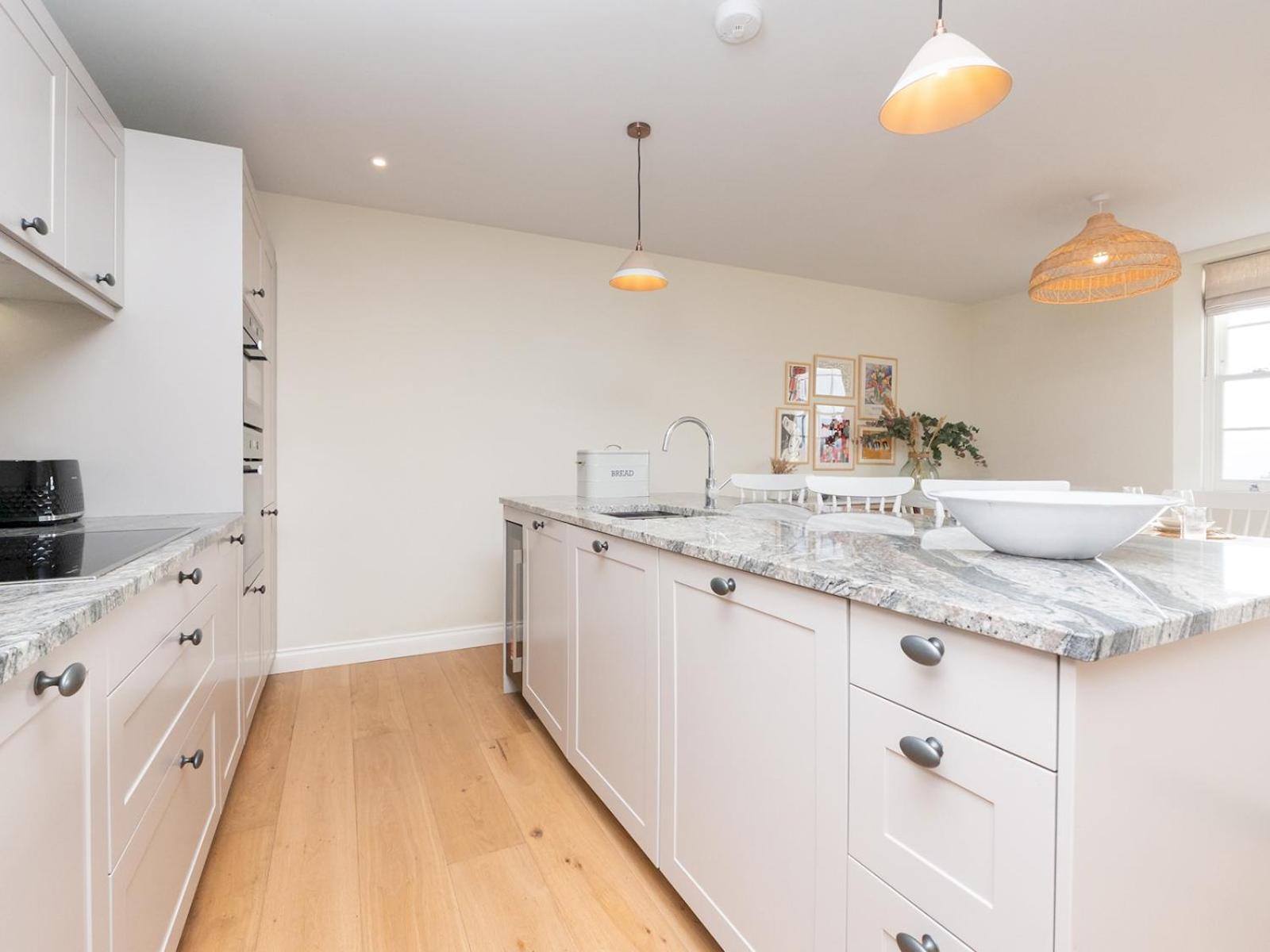 Apartment Pass The Keys With Stunning Views And Free Parking Bath