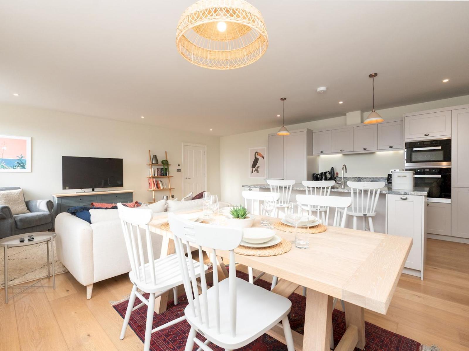 Apartment Pass The Keys With Stunning Views And Free Parking Bath