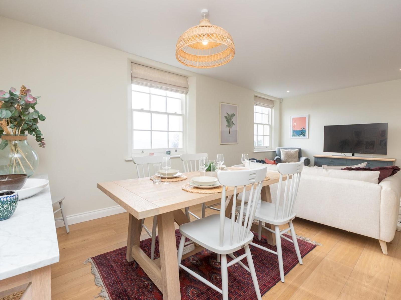 Apartment Pass The Keys With Stunning Views And Free Parking Bath