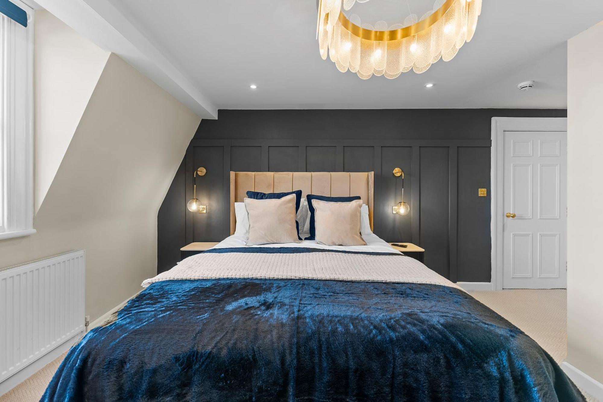 Villa Baths Ultimate House Sleeps 40 *