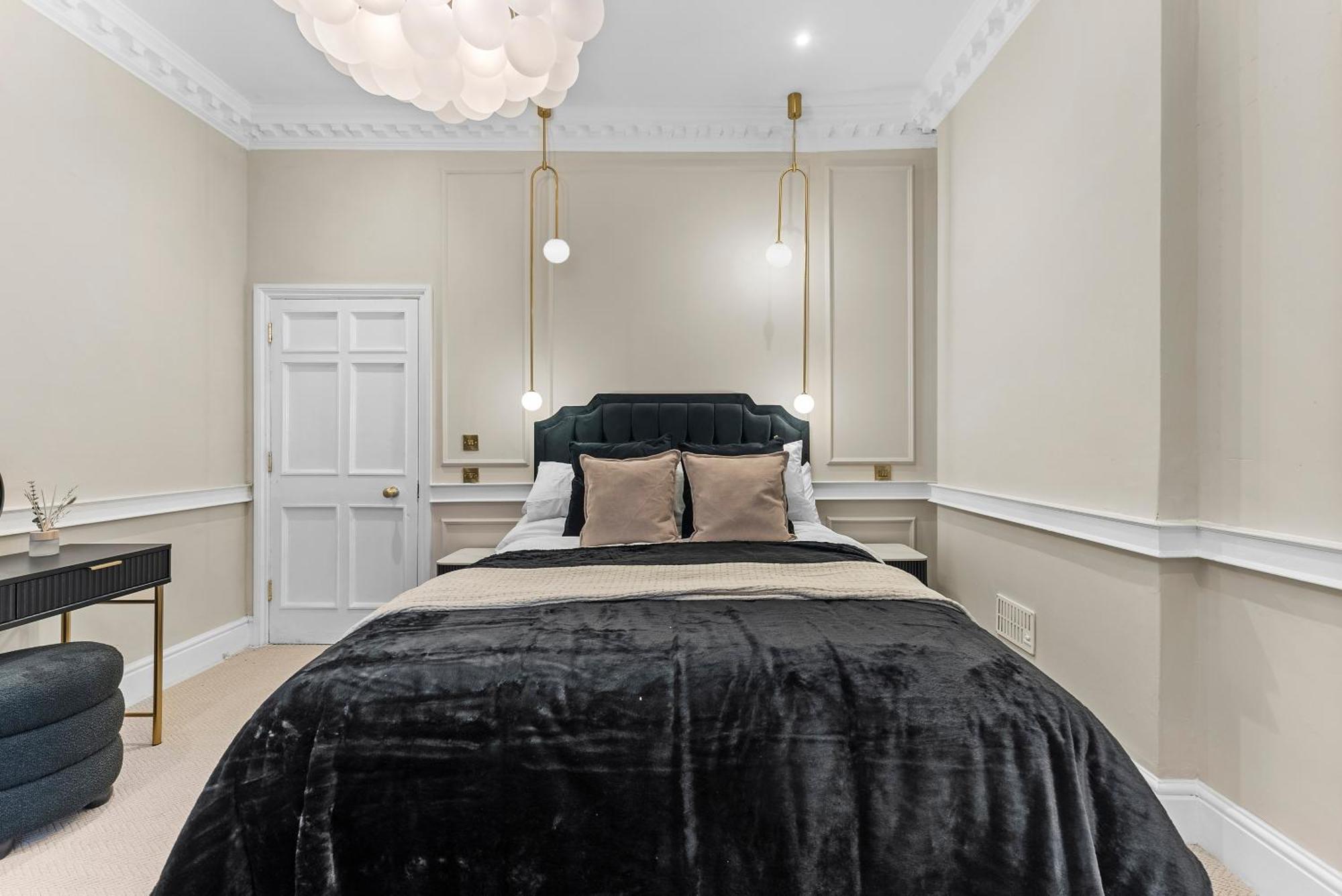 Villa Baths Ultimate House Sleeps 40 Bath