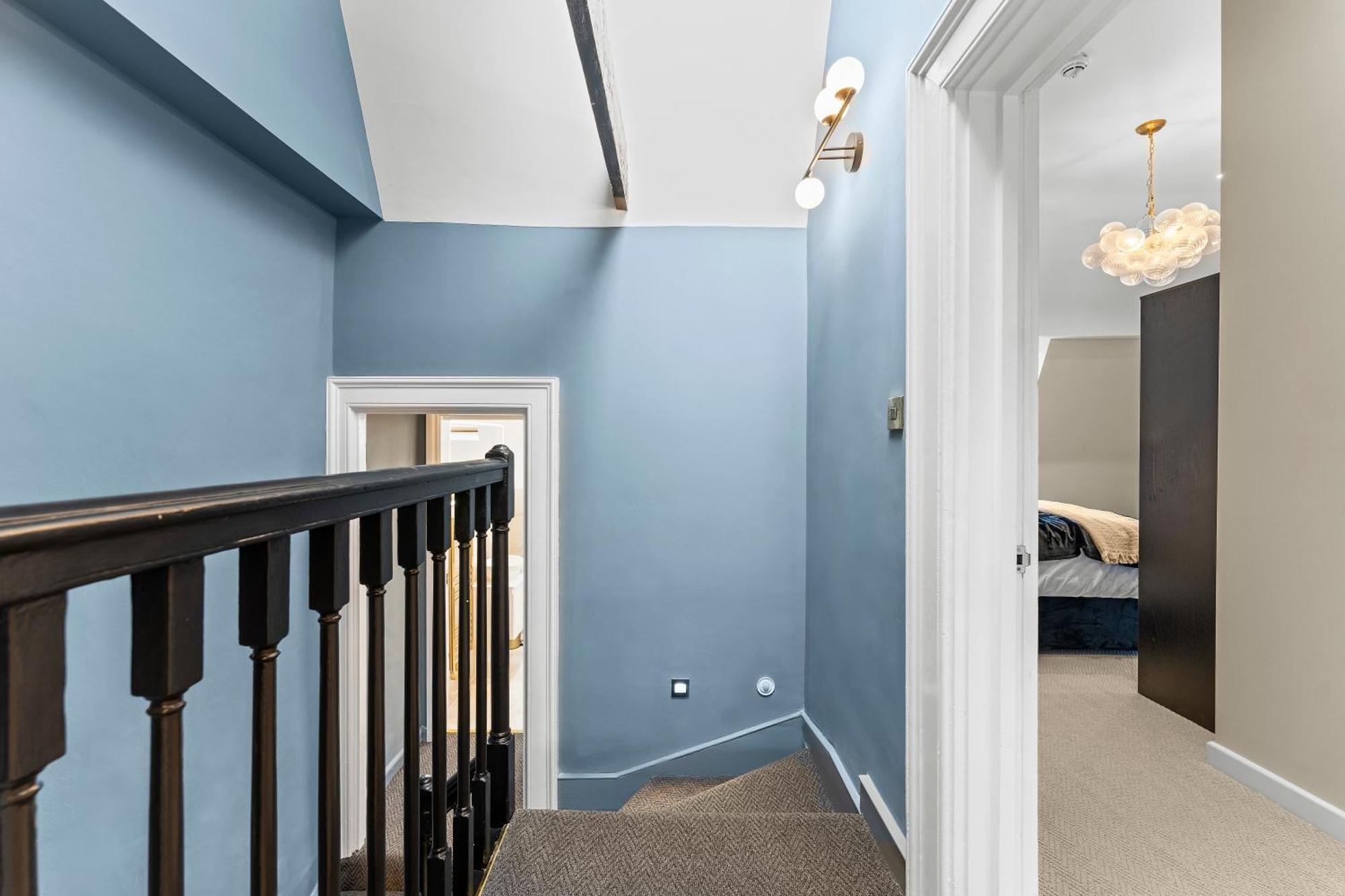 Baths Ultimate House Sleeps 40 Villa *