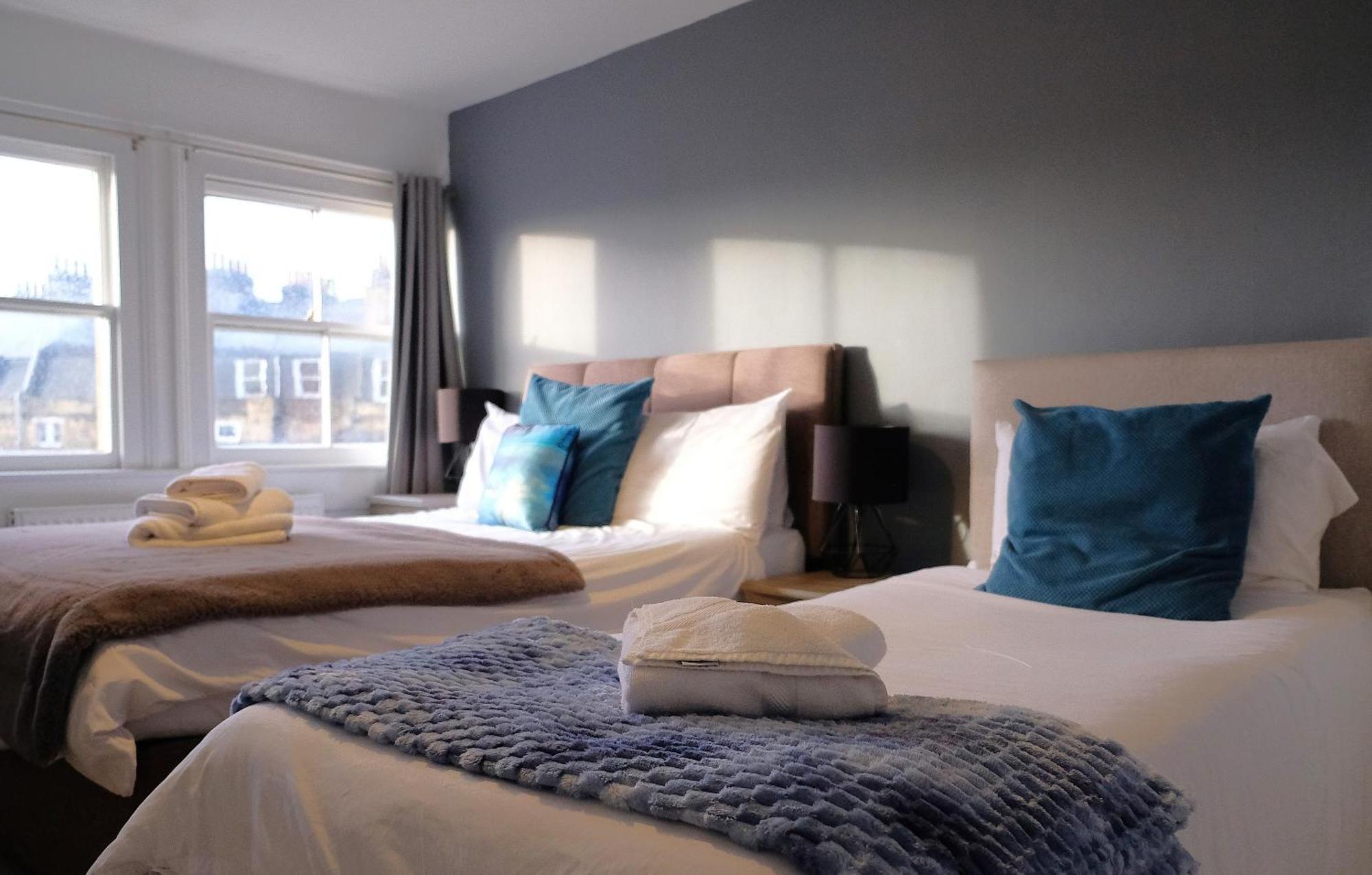 Spacious Georgian 3bedroom Apartment, 5 Mins From Abbey Apartment Bath