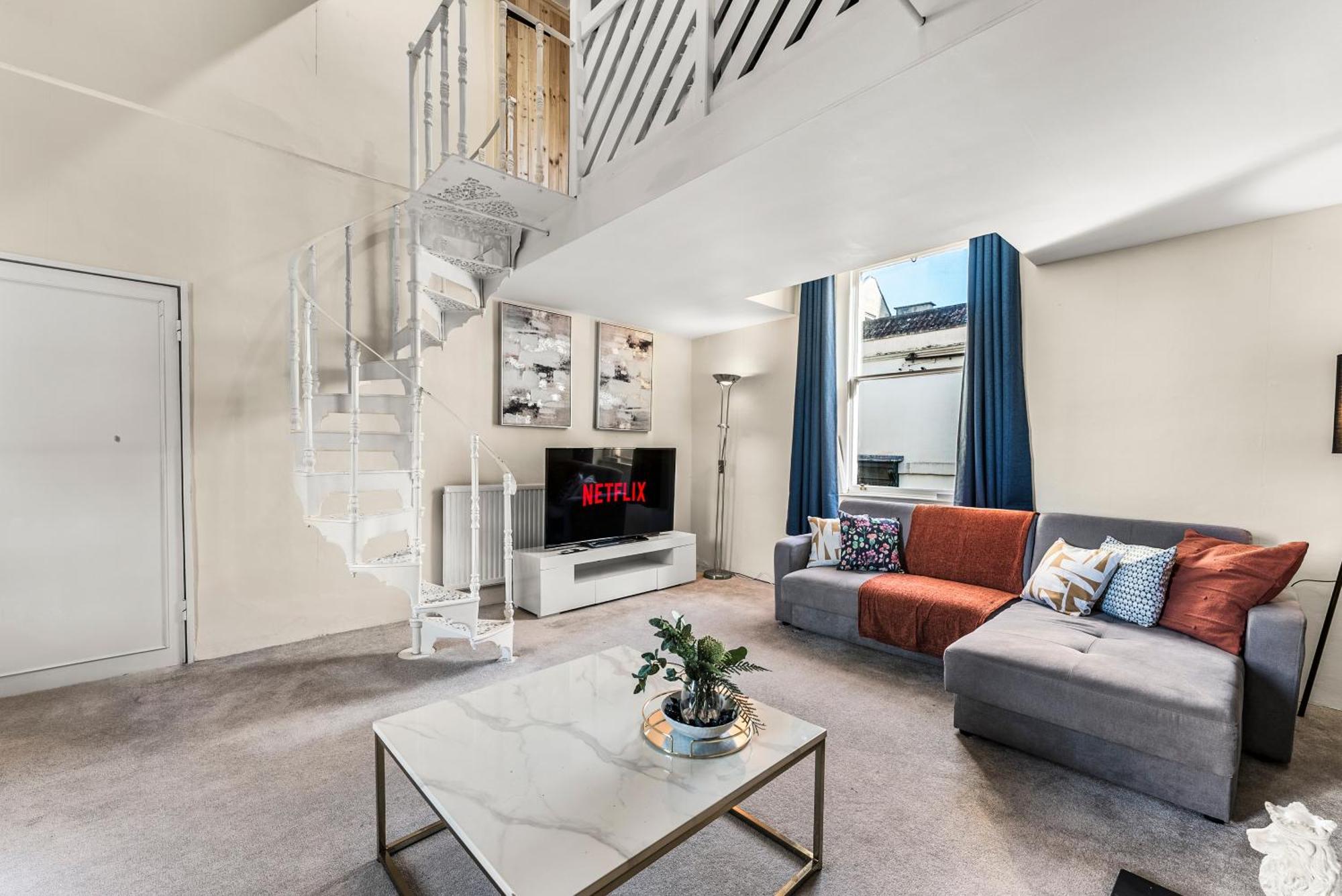 Georgian Townhouse In The Heart Of Bath