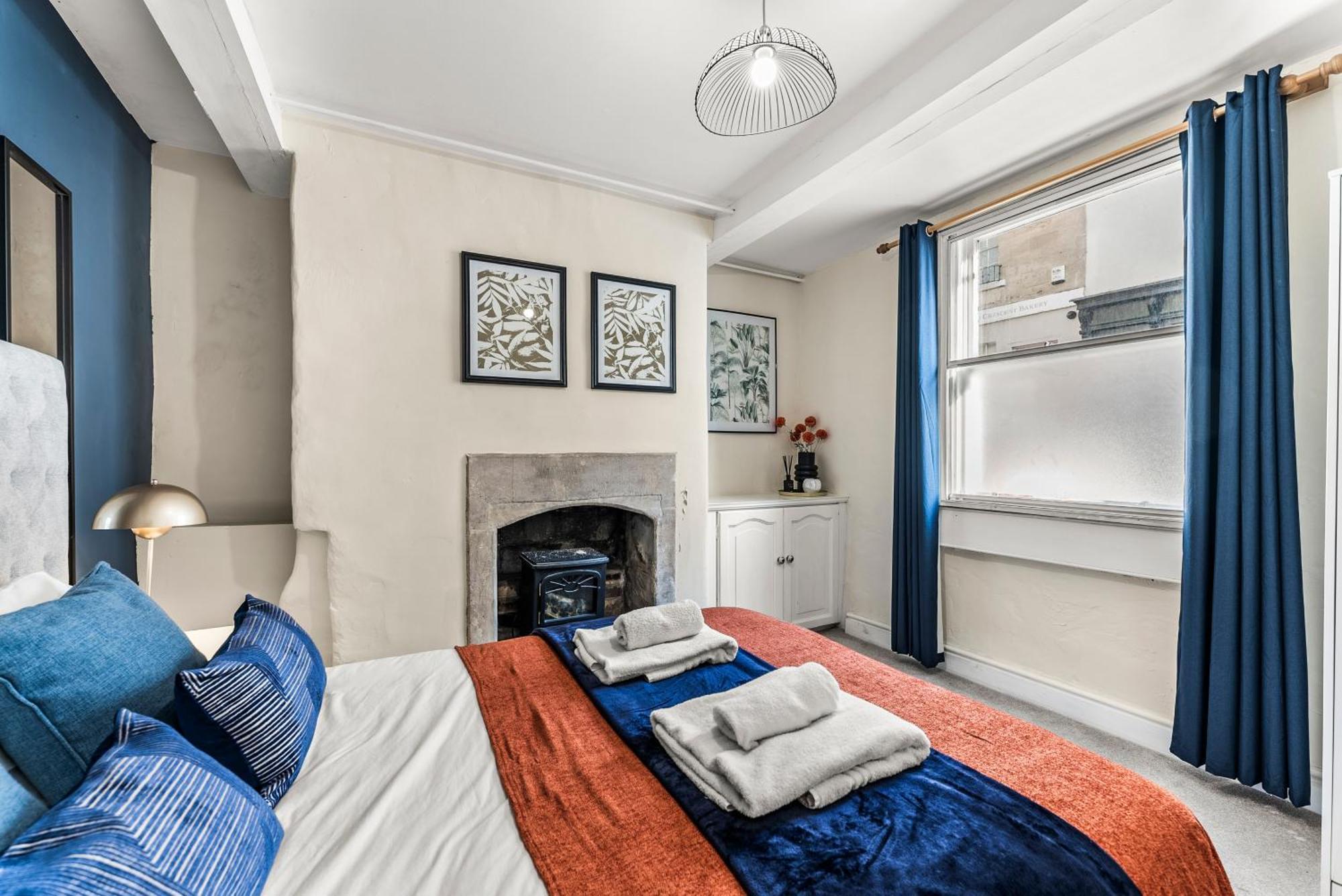 Georgian Townhouse In The Heart Of Bath *