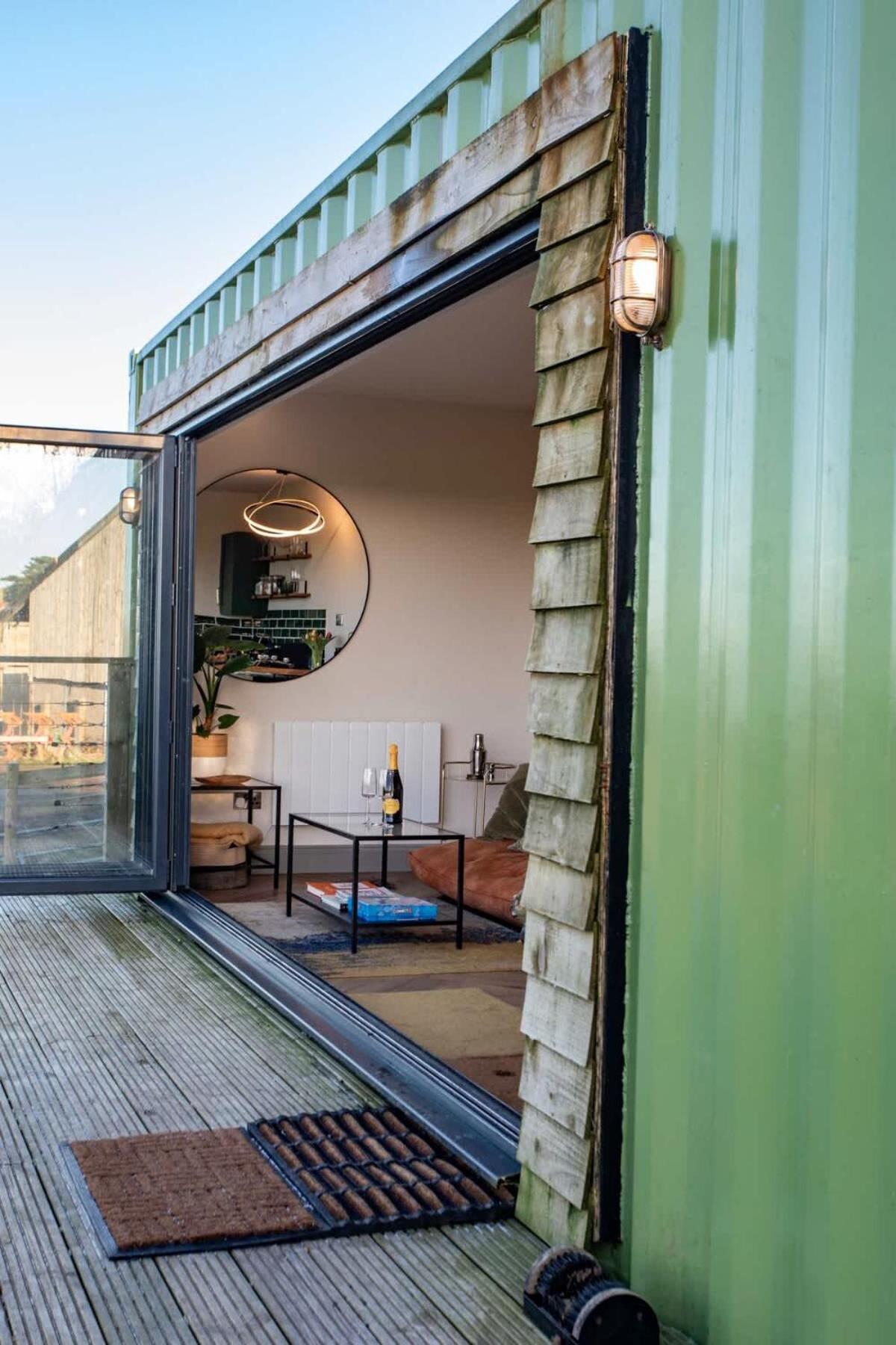 Contemporary Container With Hot Tub Holiday home *