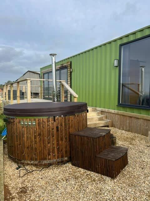 Contemporary Container With Hot Tub Holiday home Bath