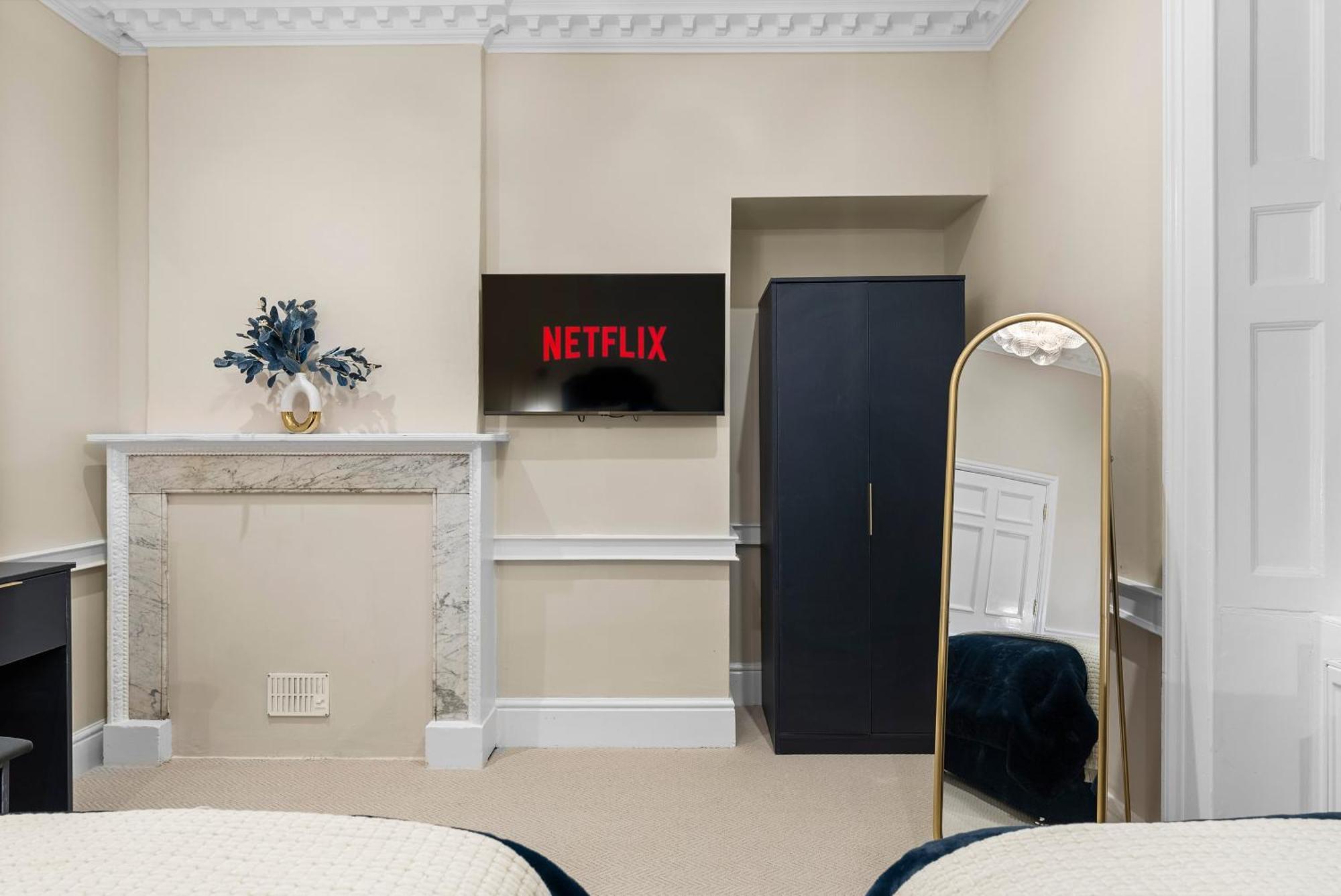 5 Star Lux Abode In - Games * Bath