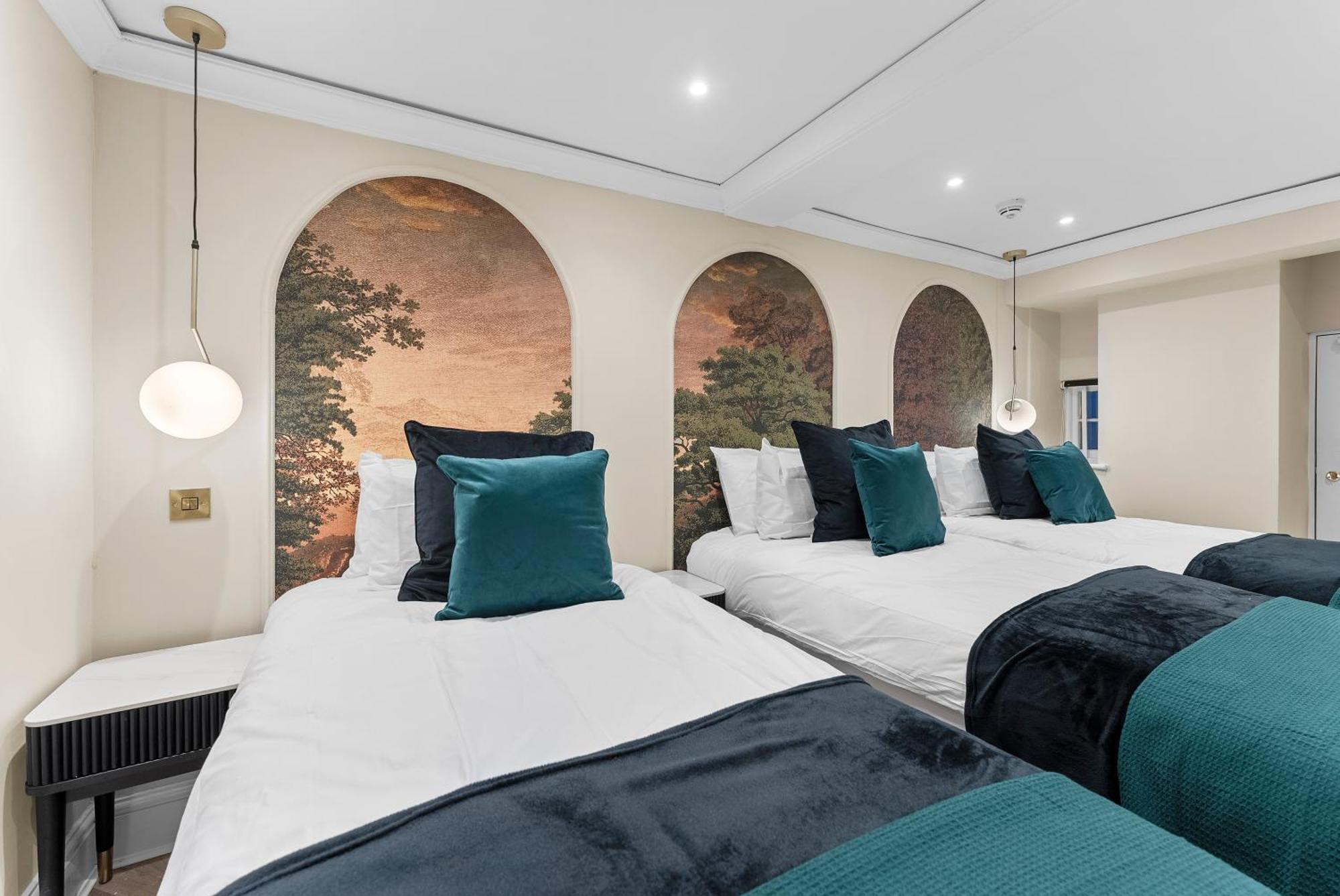 5 Star Lux Abode In - Games Apartment *