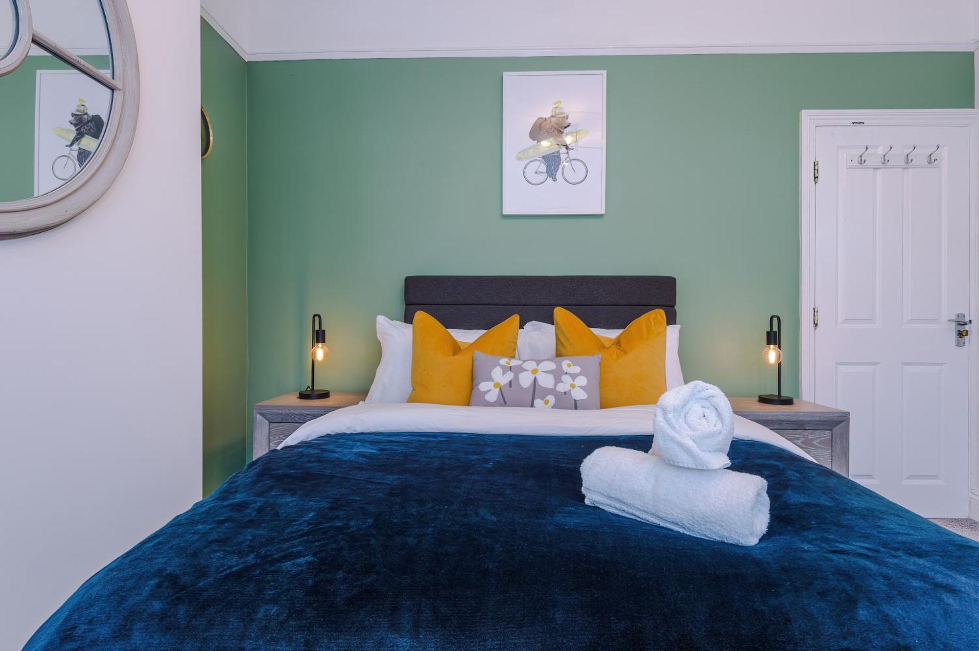 Purestay Bath: Five-bedroom House With Parking * Bath