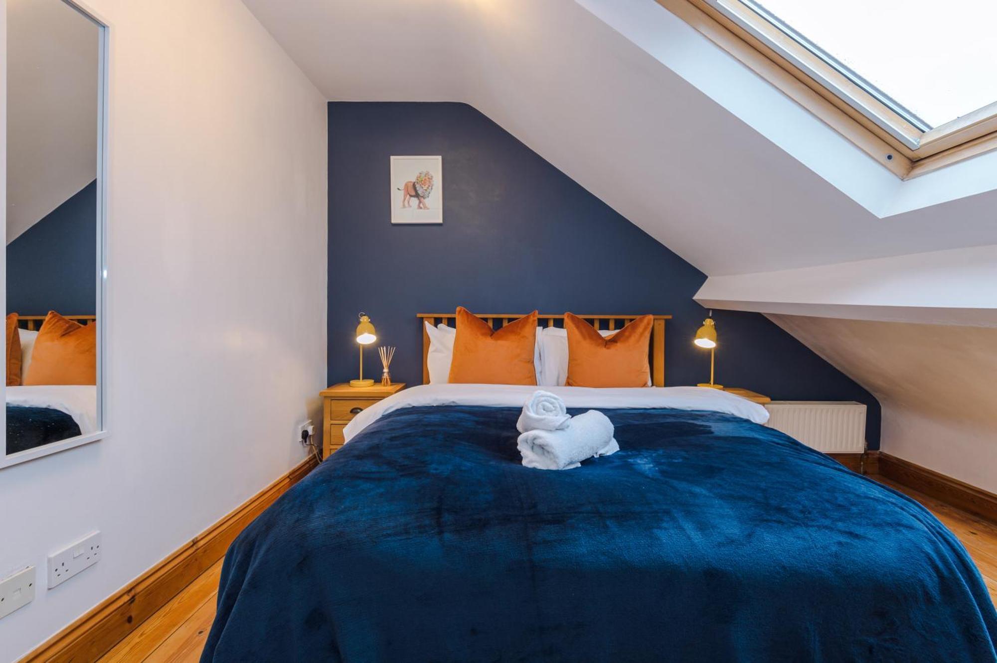 Purestay Bath: Five-bedroom House With Parking Holiday home