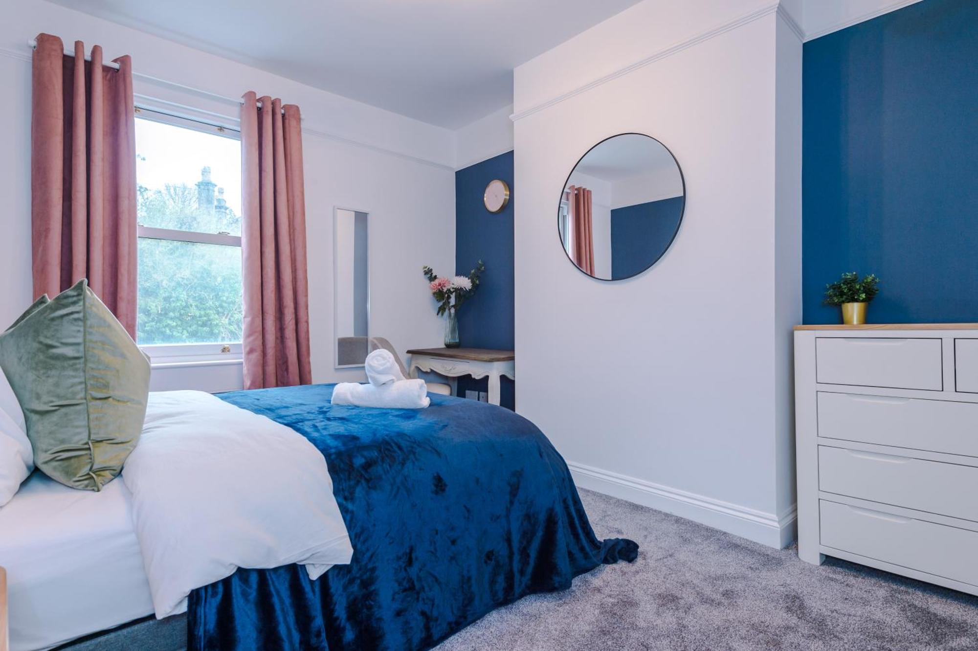 Holiday home Purestay Bath: Five-bedroom House With Parking