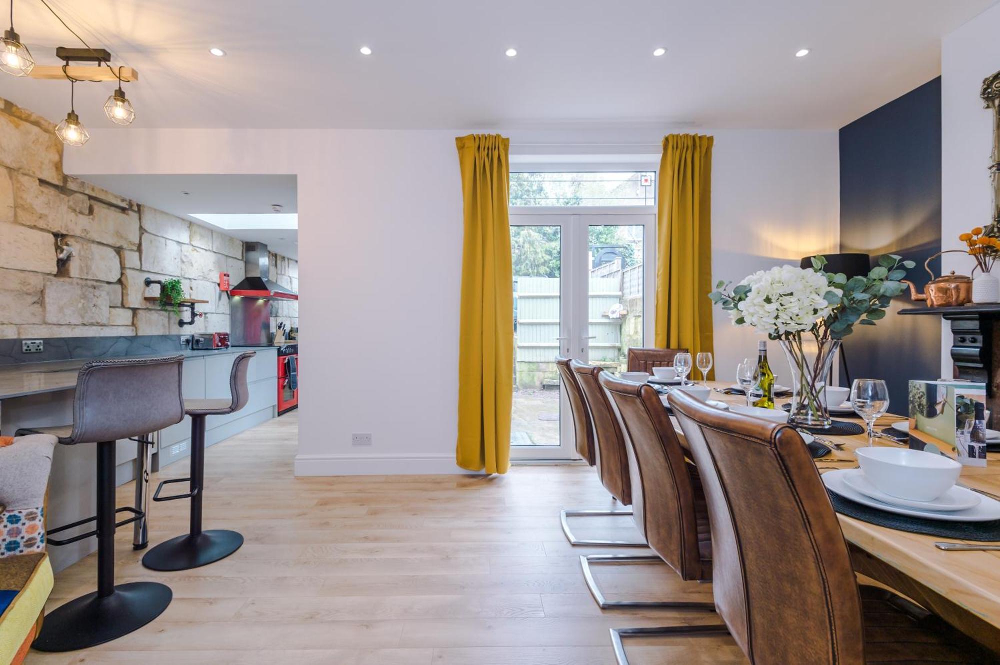 Purestay Bath: Five-bedroom House With Parking Holiday home Bath