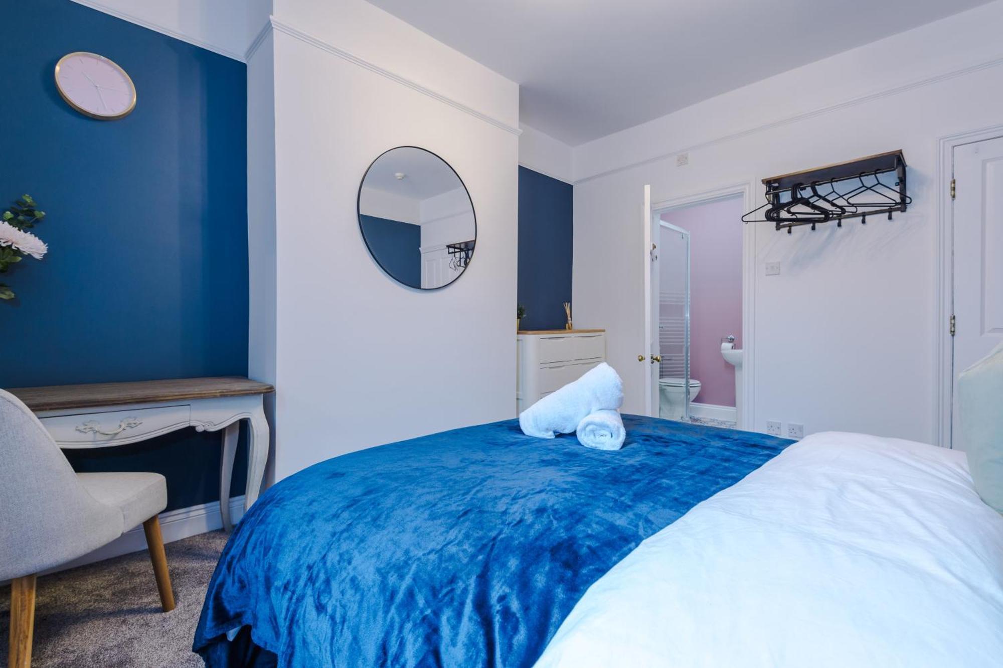 Purestay Bath: Five-bedroom House With Parking * Bath