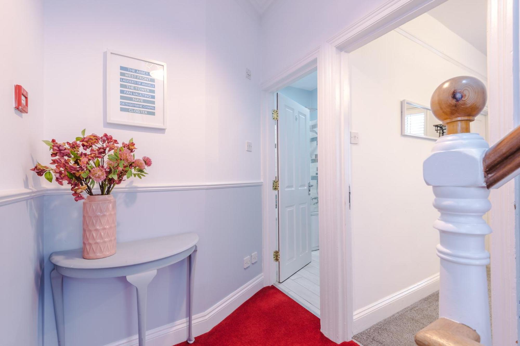 Purestay Bath: Five-bedroom House With Parking Holiday home