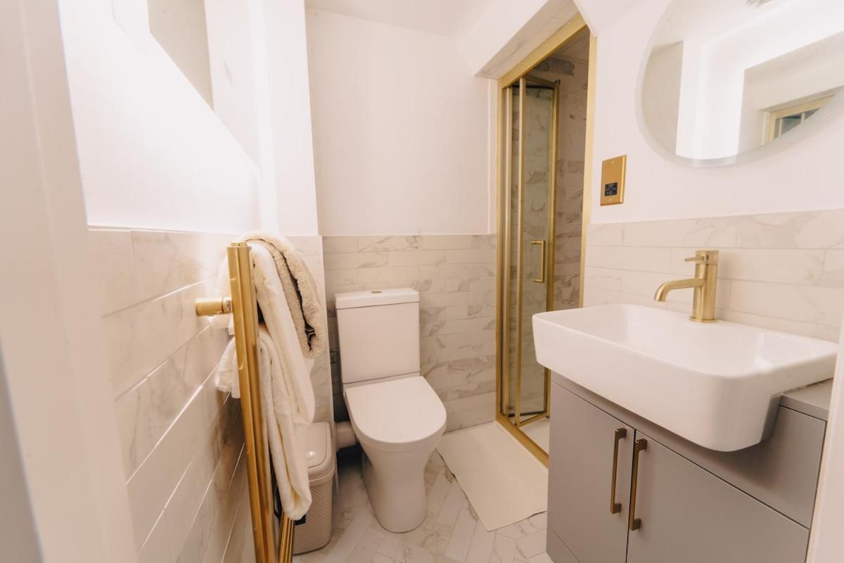 Apartment Elegant Hideaway Centre,1 Bed Flat, 3rd Floor *
