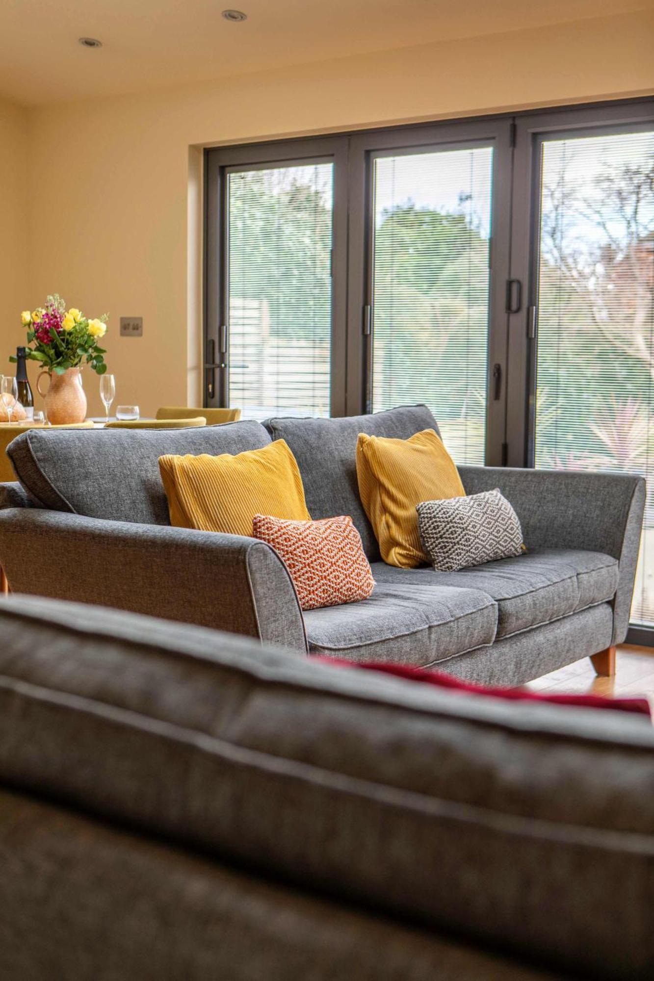 Holiday home Haven With Free Parking *